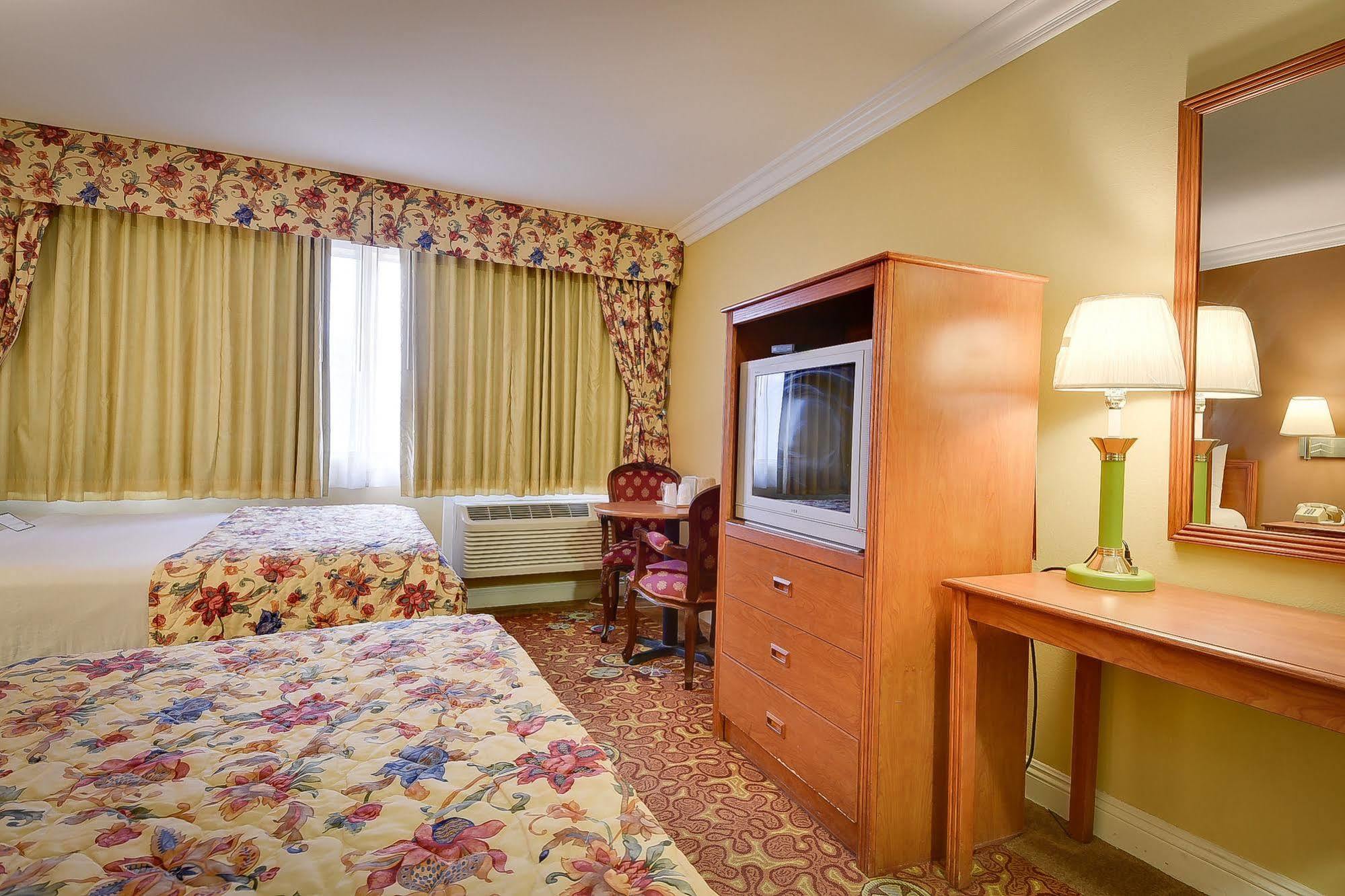 Vagabond Inn Long Beach Ngoại thất bức ảnh