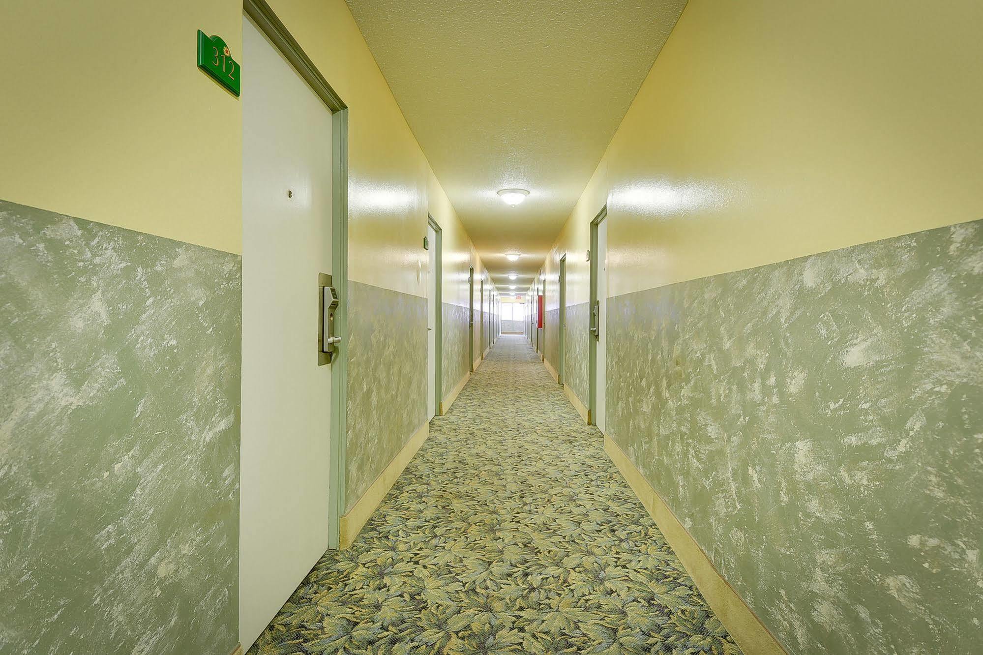 Vagabond Inn Long Beach Ngoại thất bức ảnh